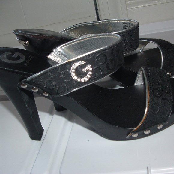 Guess Shoes Heels Guess GG Logo - Picture 1 of 8